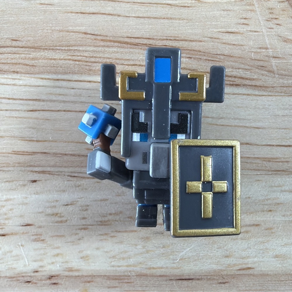 Minecraft Dungeons Series 1.25" Enchanter Illager Royal Guard Figure Mojang